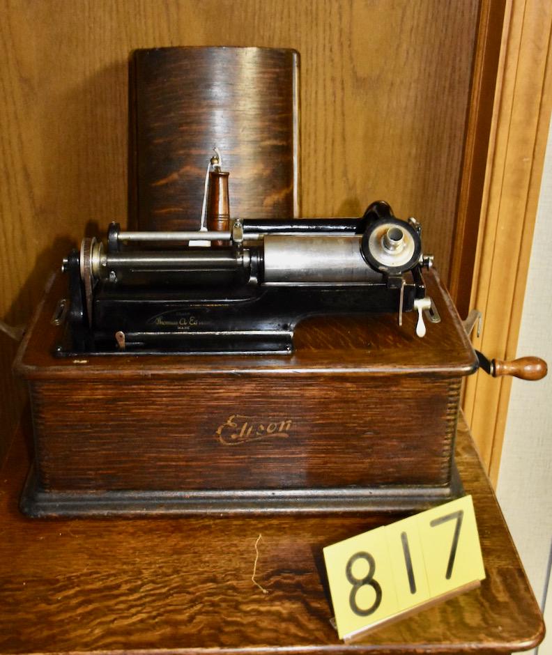 Edison Home cylinder phonograph: "H" (4 minute) reproducer, 2-4 minute machine. Has cover and crank, no horn