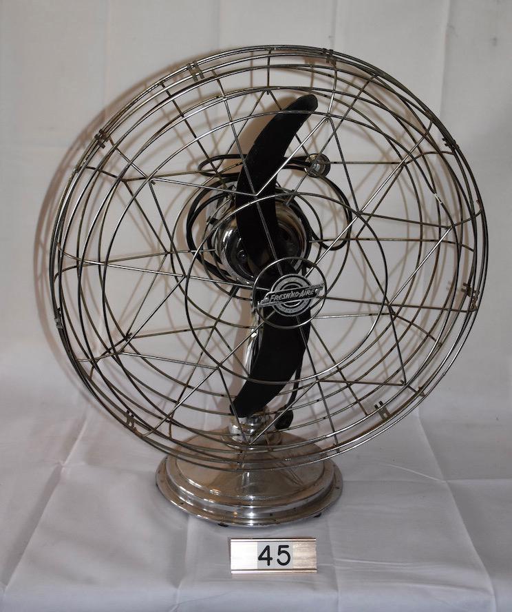 Large Table Fan (1 of 1)