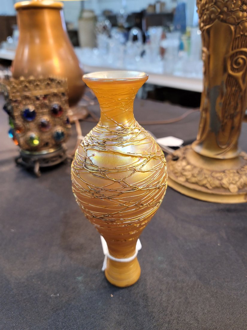 Durand Art Glass Floor Lamp Center Column (1 of 1)
