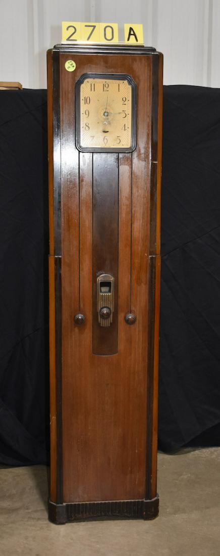 Grandfather Clock Radio (1 of 2)