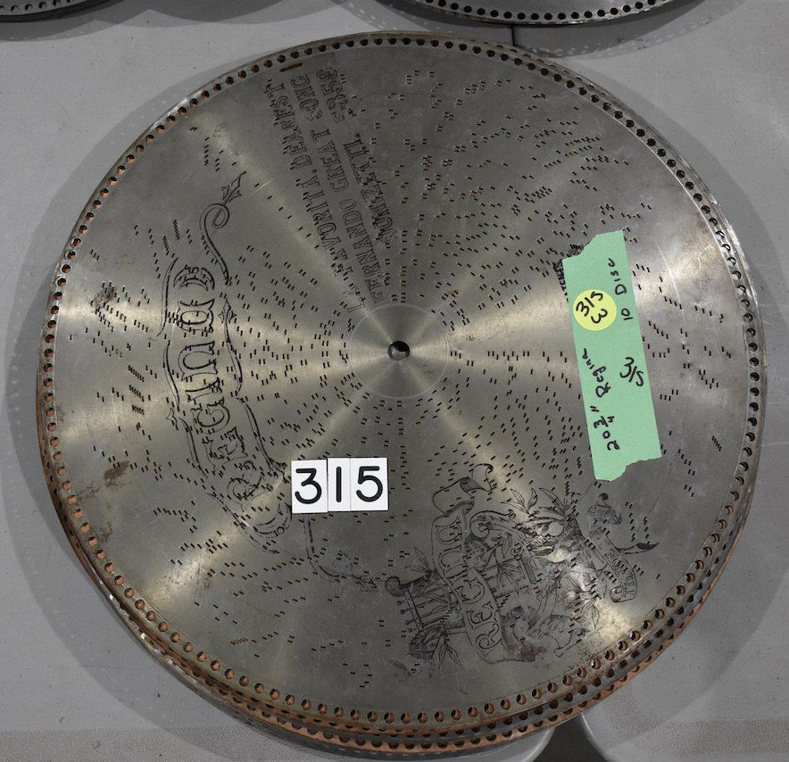 Regina Music Box Discs (1 of 1)