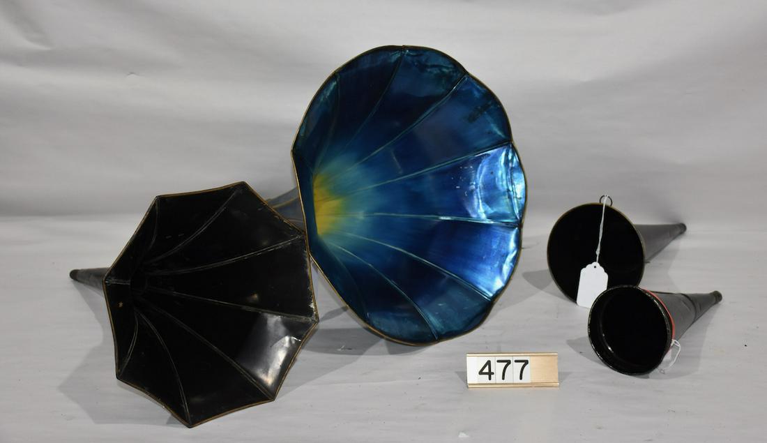 4 Phonograph Horns (1 of 2)