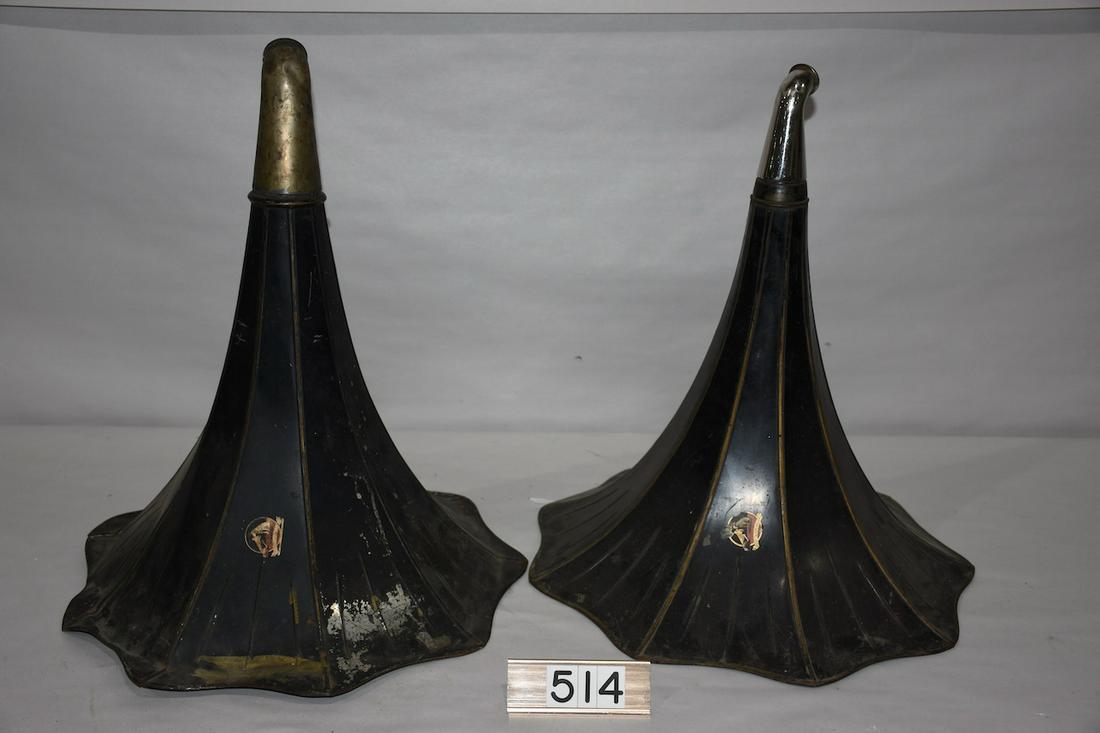 2 Victor "I" Black Rear mount horn with elbows (1 of 2)