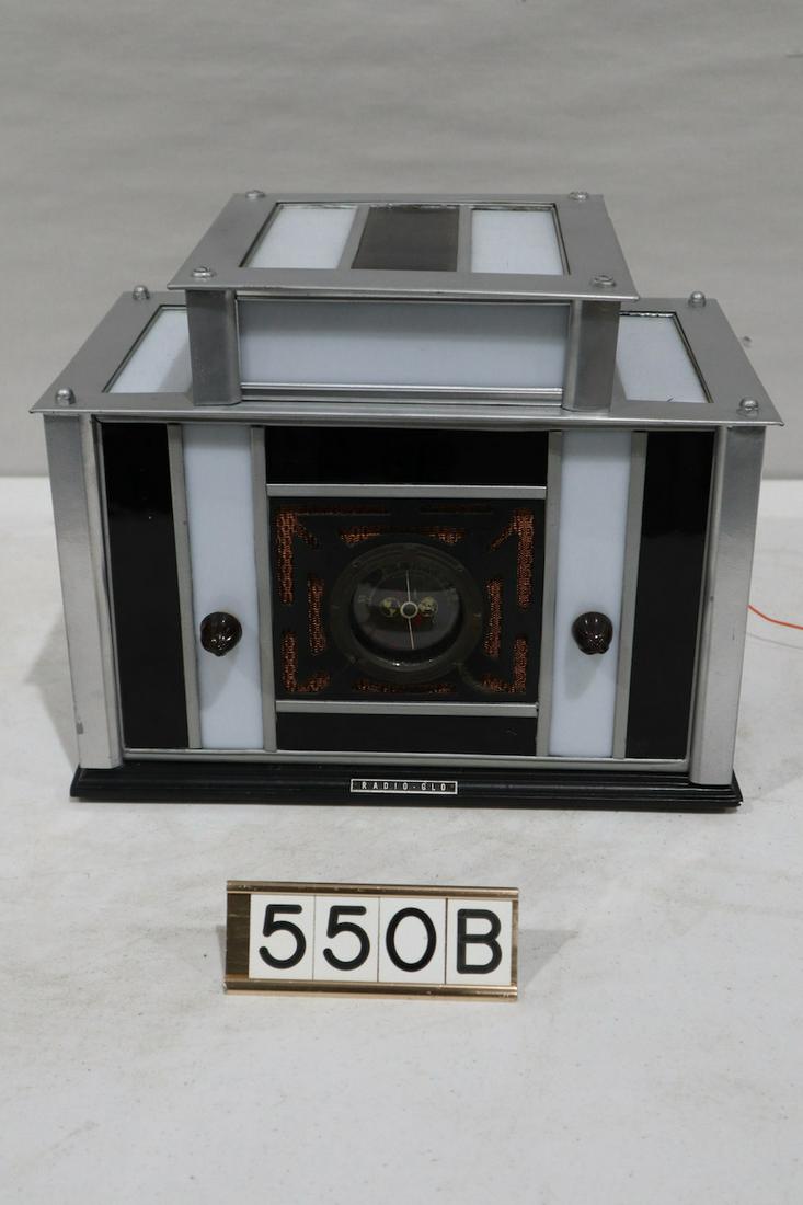 Radio - Glo Glass Cased Radio (1 of 2)