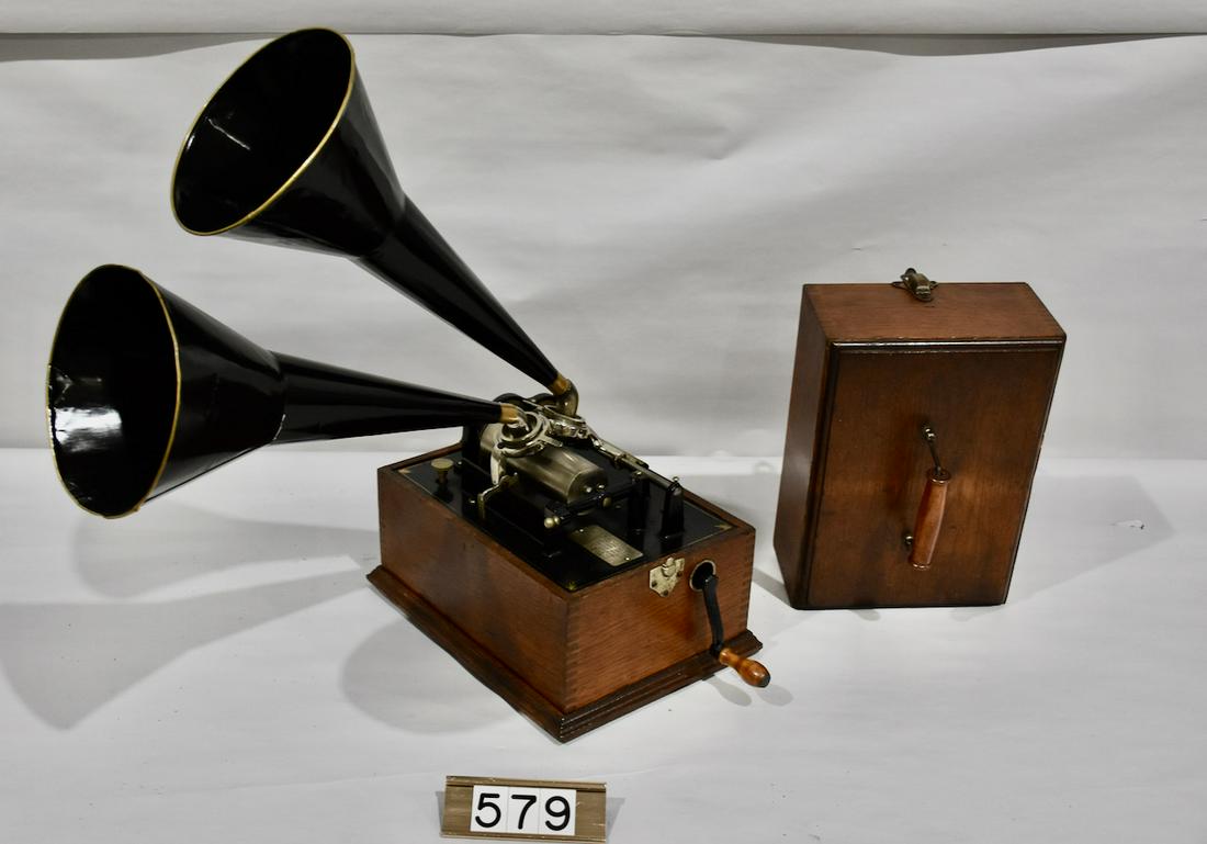 Edison  Standard Model A Polyphone Phonograph (1 of 3)