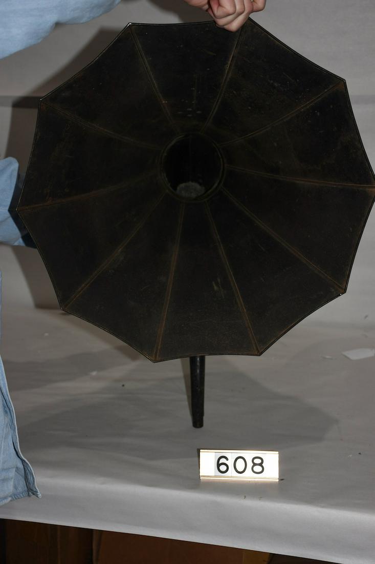 Edison No. 10 Cygnet Horn (1 of 2)