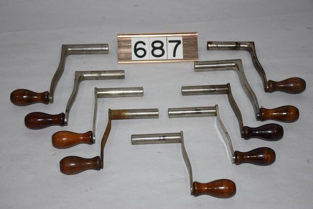 9 Phonograph cranks, screw in (1 of 1)