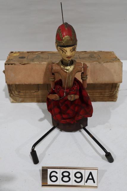 Siam Soo Dancing Doll Phonograph Toy (1 of 3)