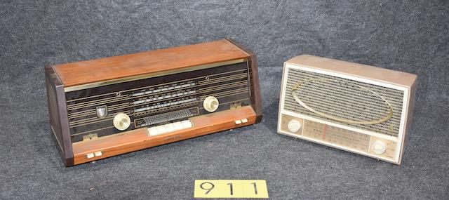 Phillip's and Zenith Radios (1 of 2)