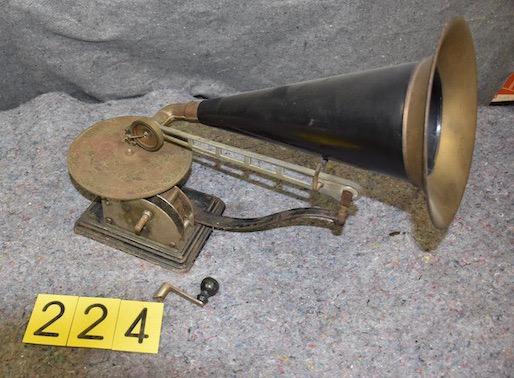 Columbia AU Disc Phonograph (1 of 1)