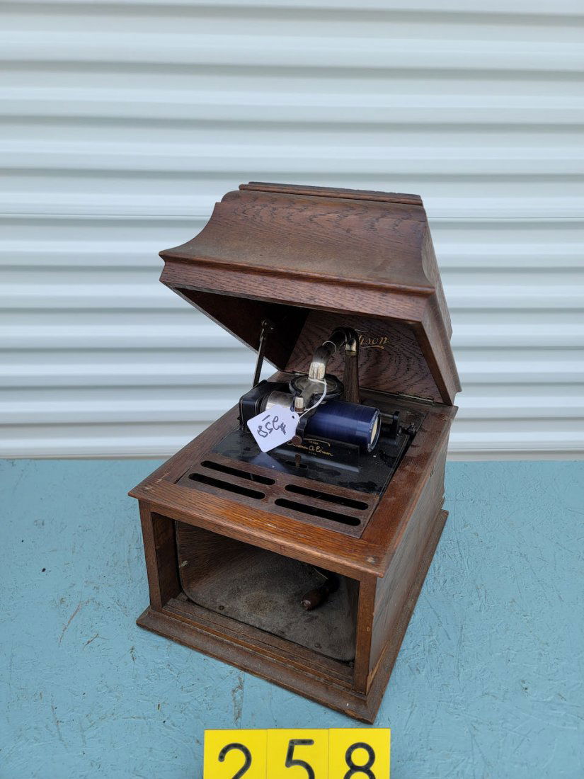 Edison Amberola 30 Cylinder Phonograph: Complete except for missing grill. Some veneer damage to side of cabinet.