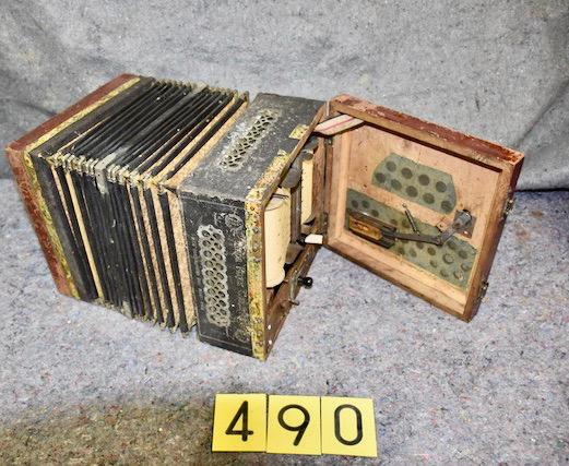 Tanzbar Paper Roll Organ/Accordian: Plays 4-1/2" Paper rolls. 5 rolls included