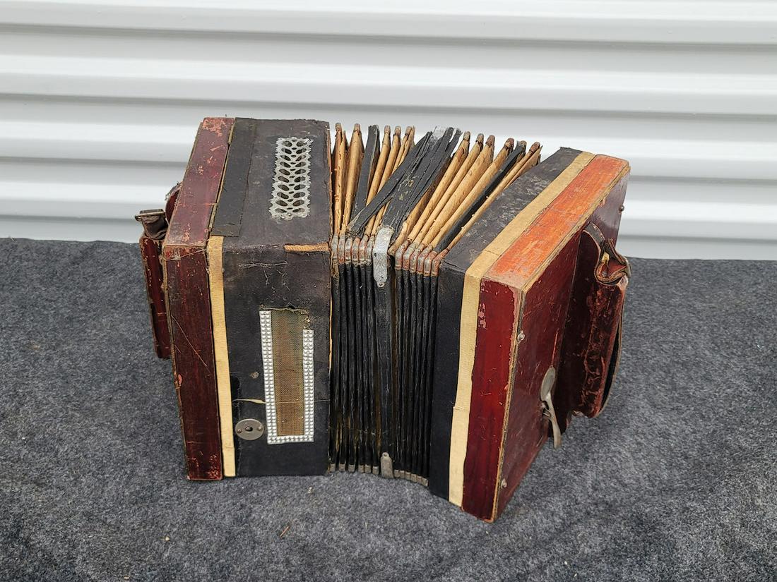 Arion Player Concertina Paper Roll Unit (1 of 3)