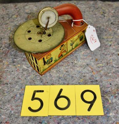 Nifty Junior Child's phonograph. (1 of 1)