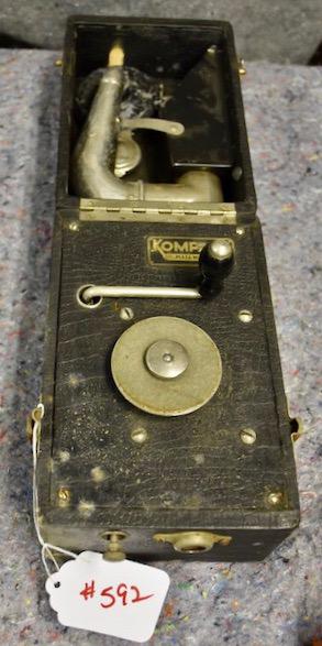 Kompact Portable Disc Phonograph (1 of 1)