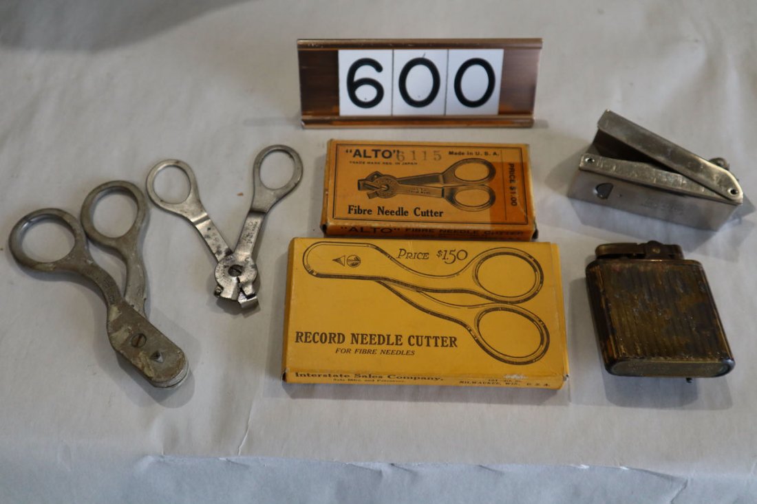 5 Needle Cutters & 1 Musical Lighter (1 of 1)