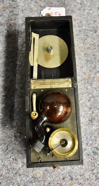 Kameraphone portable disc phonograph (1 of 1)