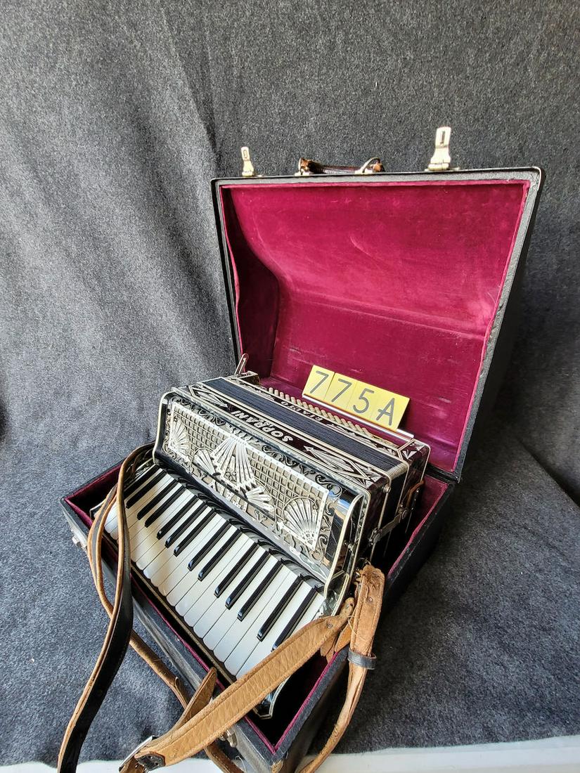 Italian Accordion. (1 of 3)