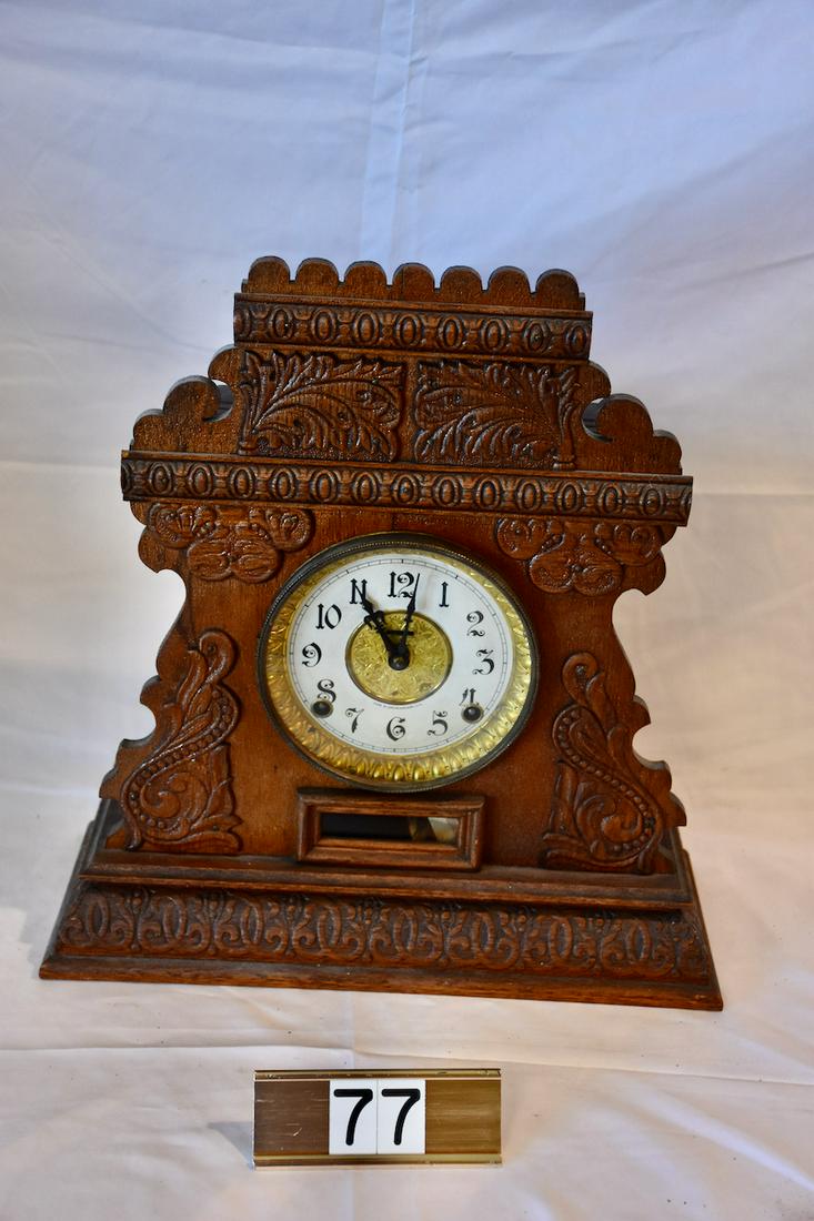 Oak Ingraham Shelf clock (1 of 1)