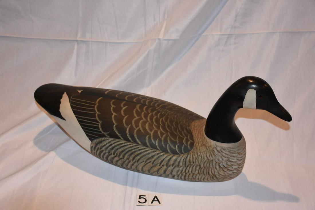 Canada Goose Hollow Decoy (1 of 4)