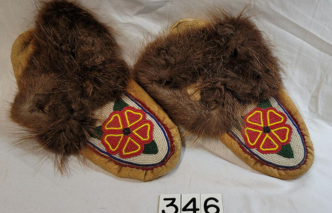 Native American Indian Artifact - Beaded Mocassins (1 of 2)
