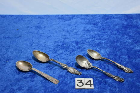 4 Sterling Spoons: 168 grams. Fancy patterns including a cat chasing a mouse