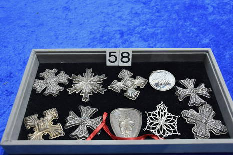 Tray of Sterling Christmas ornaments: 200 grams total. Variety