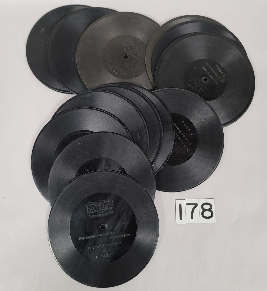 17 Zon-o-phone 7" Disc Records (1 of 1)
