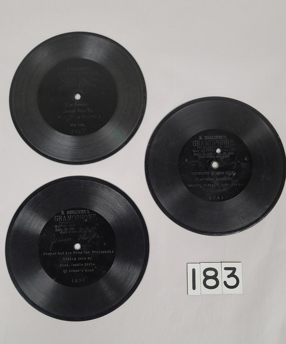 3 Berliner 7" Disc Records (1 of 5)