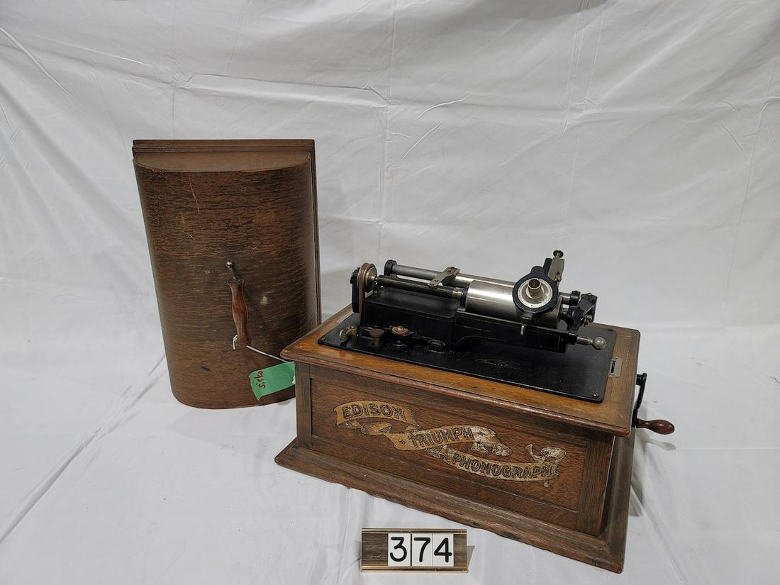 Early Triumph Cylinder Phonograph (1 of 2)