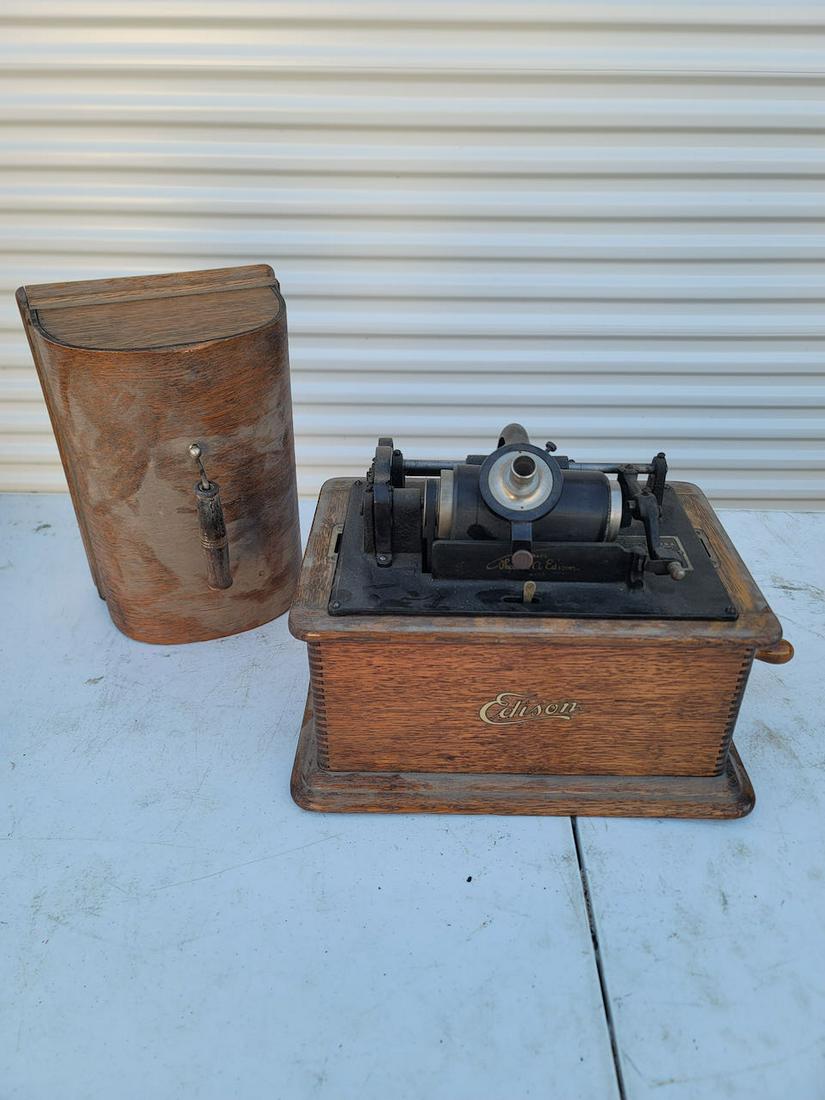 Edison Standard Cylinder Phonograph: C reproducer, crank. SN: 495520