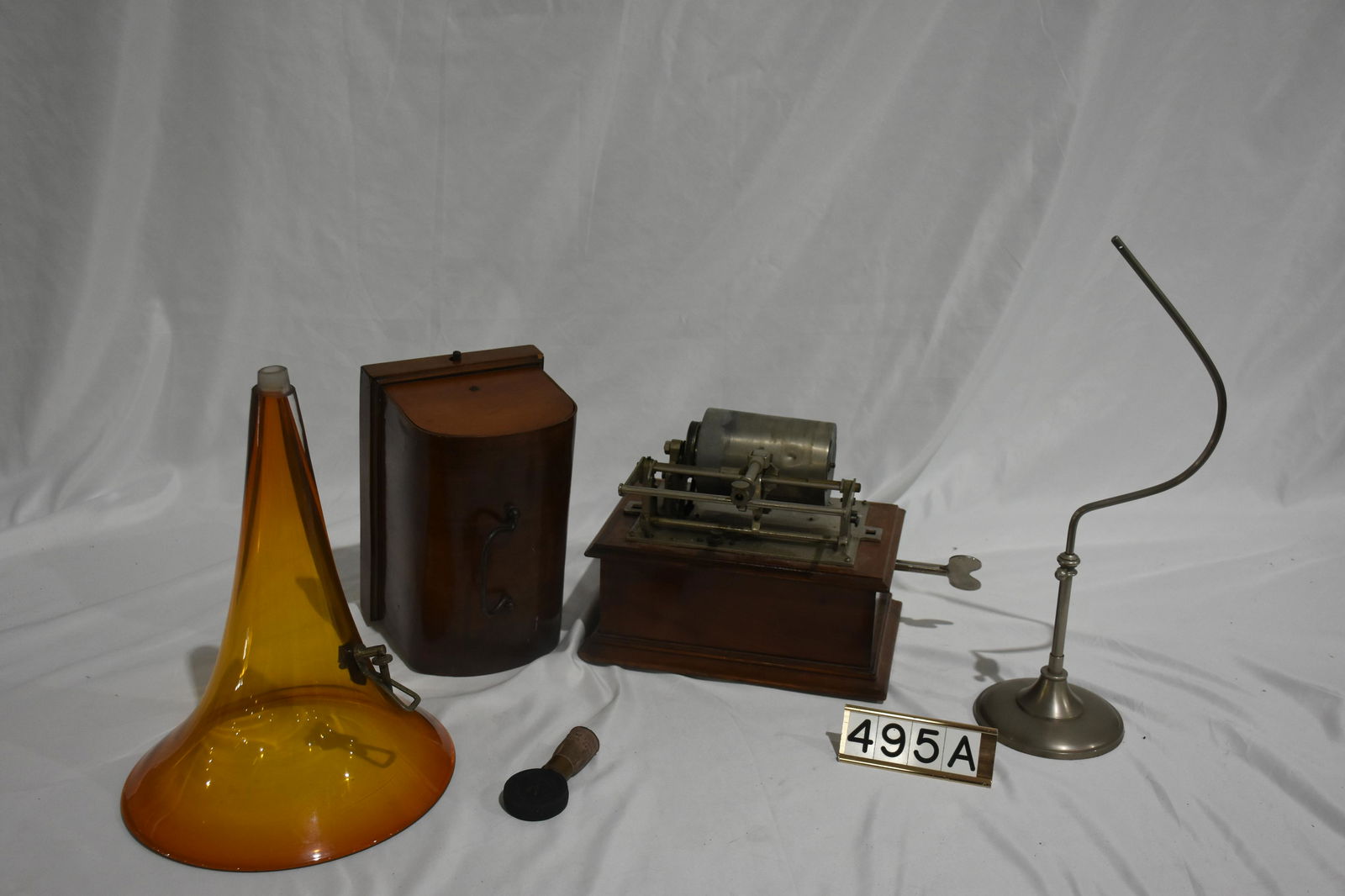 Pathe Cylinder Phonograph (1 of 4)