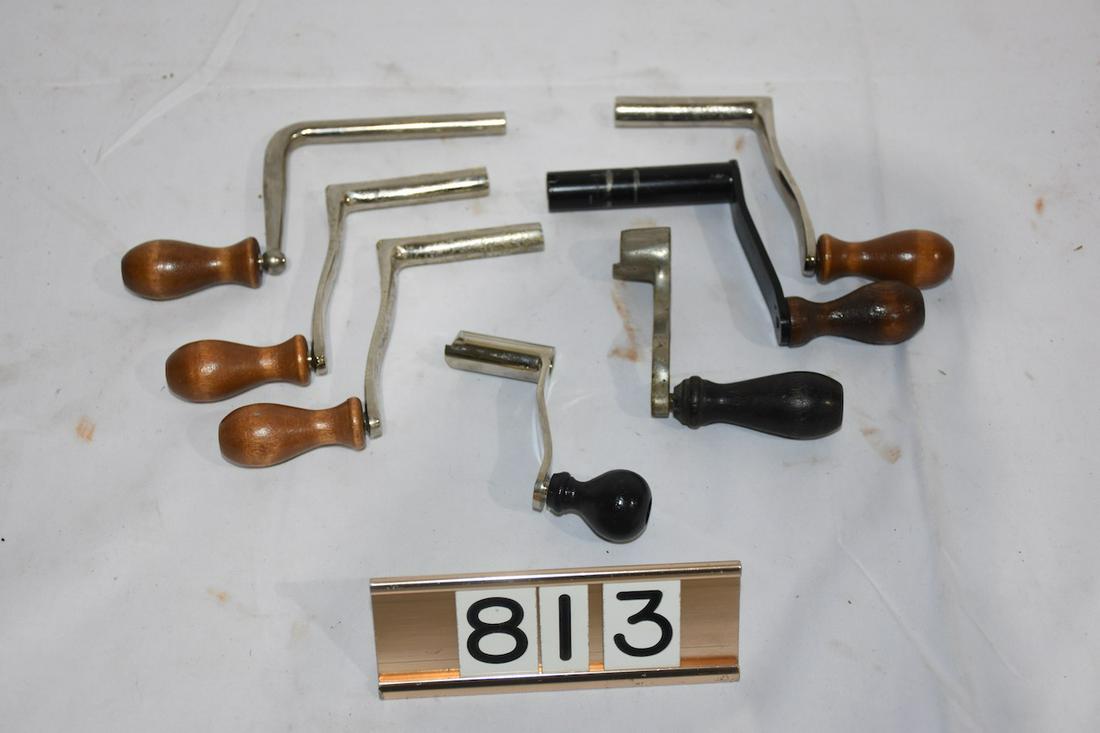 7 Phonograph Cranks (1 of 1)