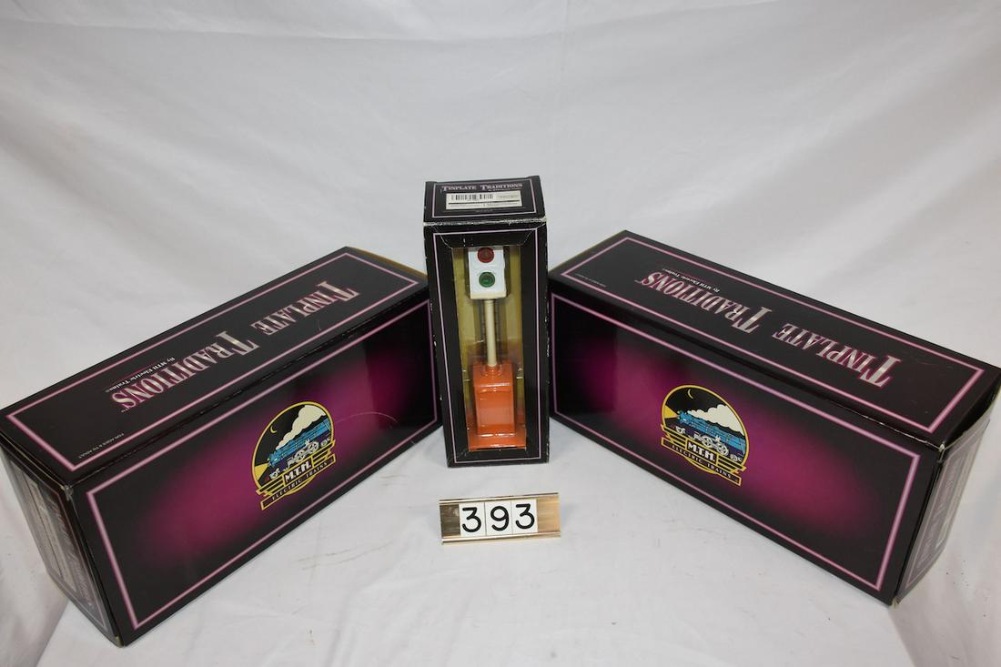 MTH Accessories (1 of 2)