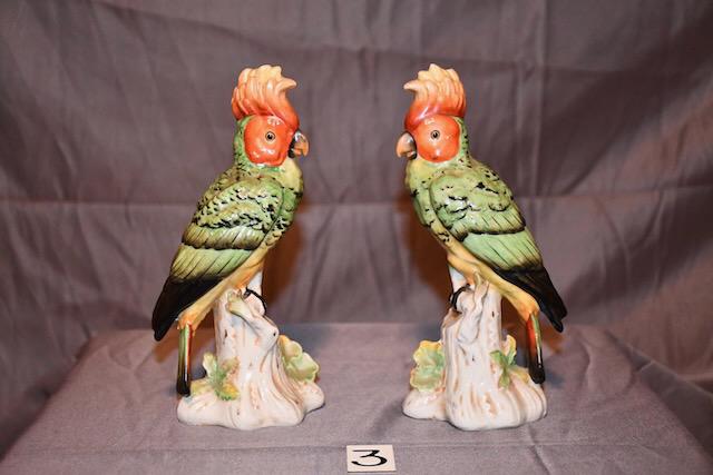 Pair of porcelain birds (1 of 3)