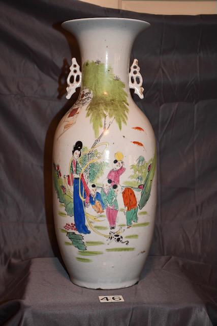 Large Asian Decorated Vase (1 of 3)
