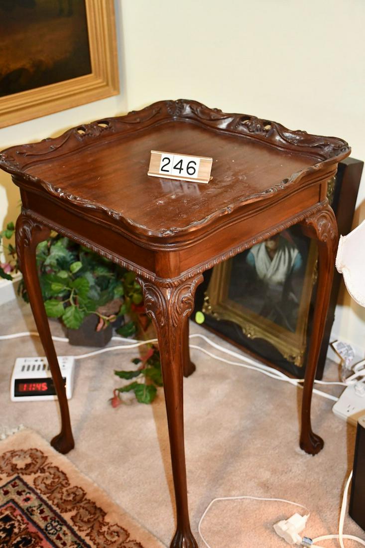 Pair of Chippendale Style Stands (1 of 2)