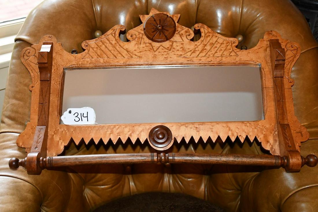 Victorian Wall Towel Rack. (1 of 1)