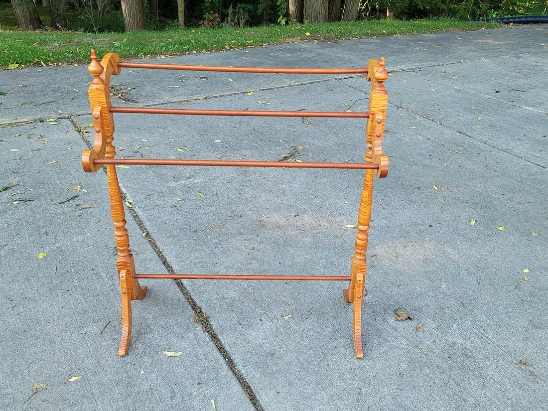 Tiger Mapler Quilt Rack (1 of 3)