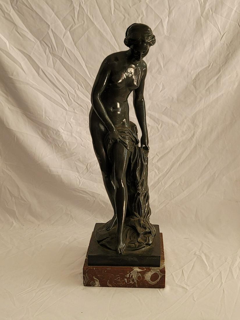 Falconet, Large Bronze Bathing Beauty (1 of 4)