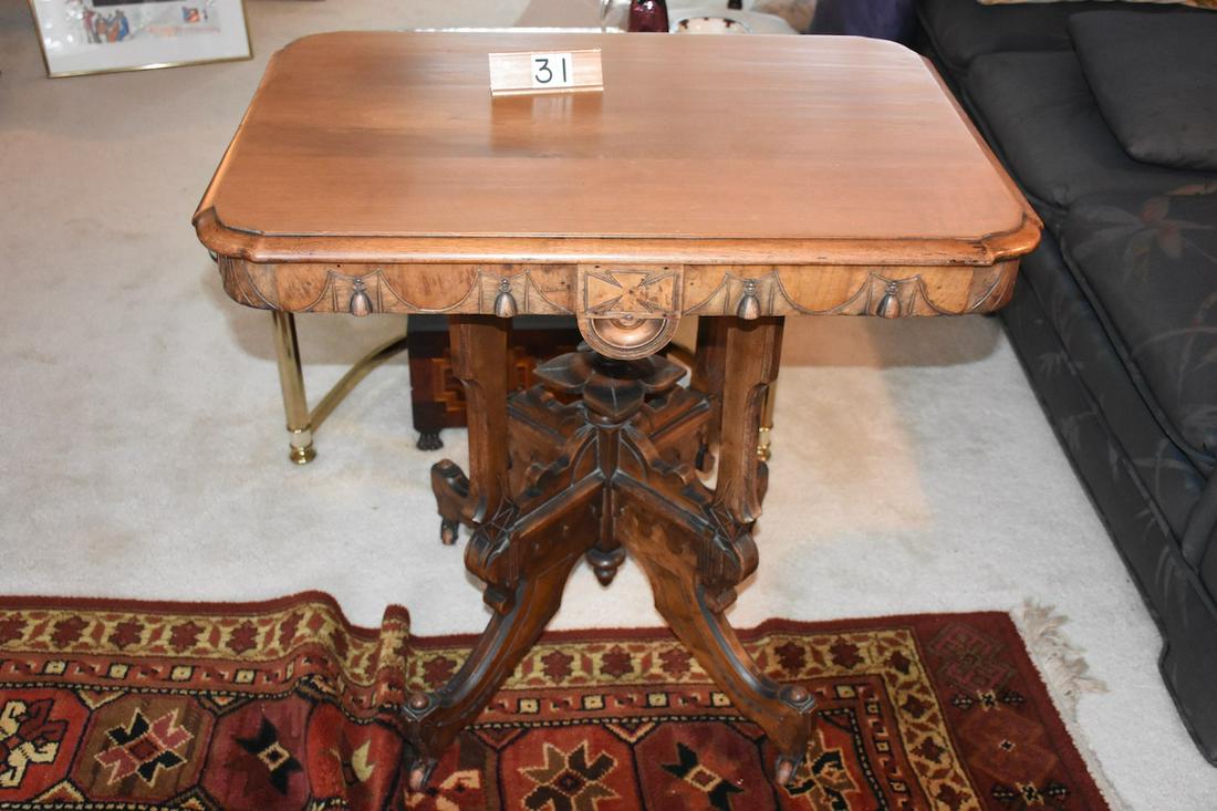 Walnut Victorian Parlor table (1 of 3)