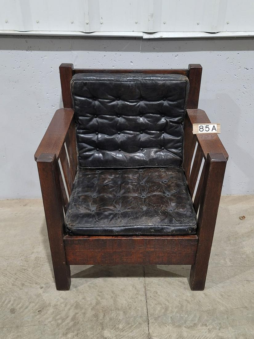 Mission Oak Chair (1 of 3)