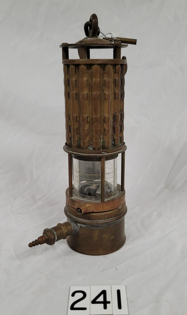 Wolf Minors Safety Lamp (1 of 6)