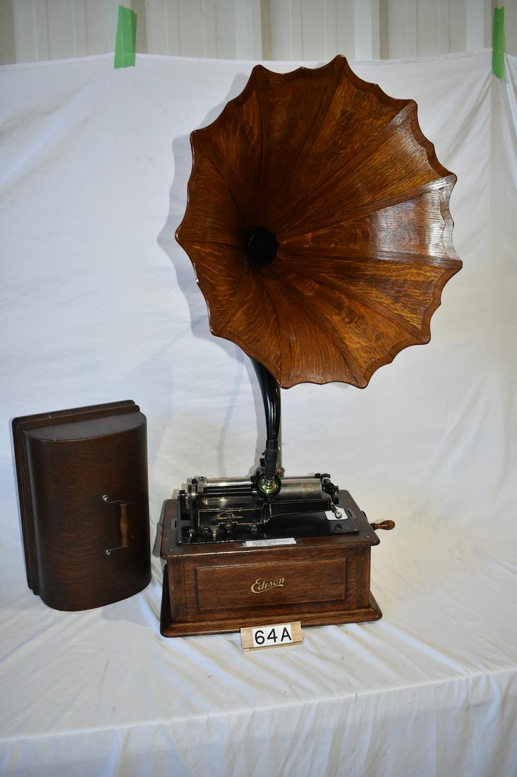 Edison Triumph Cylinder Phonograph (1 of 3)