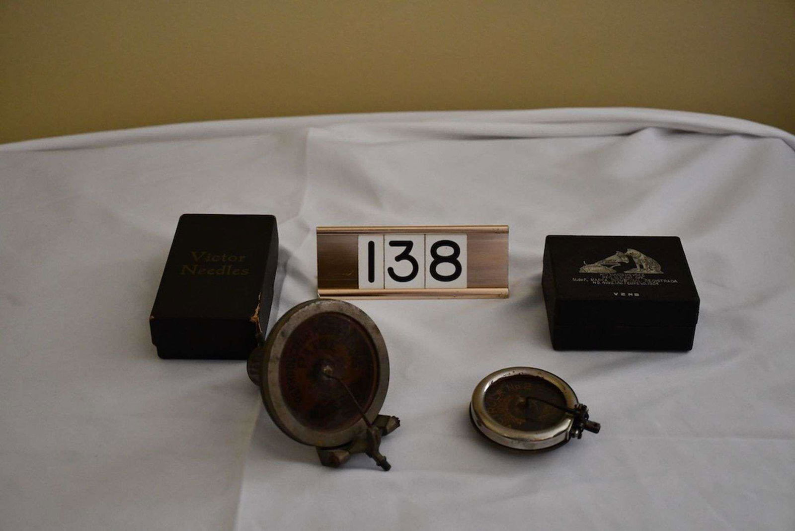 Reproducers and Needle Box (1 of 1)