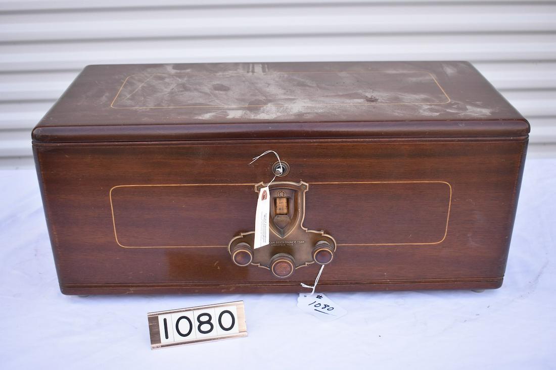 American Bosch Table Top Radio (1 of 4)