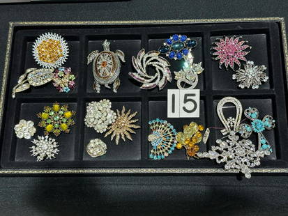 Group of Costume Jewelry Brooches & Pins: 20 Total.