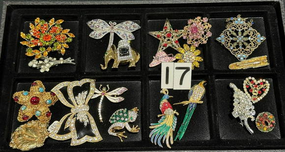 Group of Costume Jewelry Brooches & Pins: 20 Total.