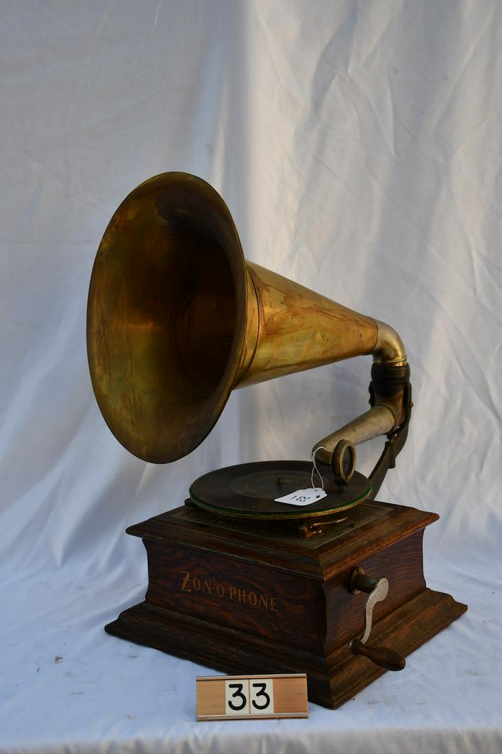 Zon-o-phone Rear Mount Disc Phonograph (1 of 3)