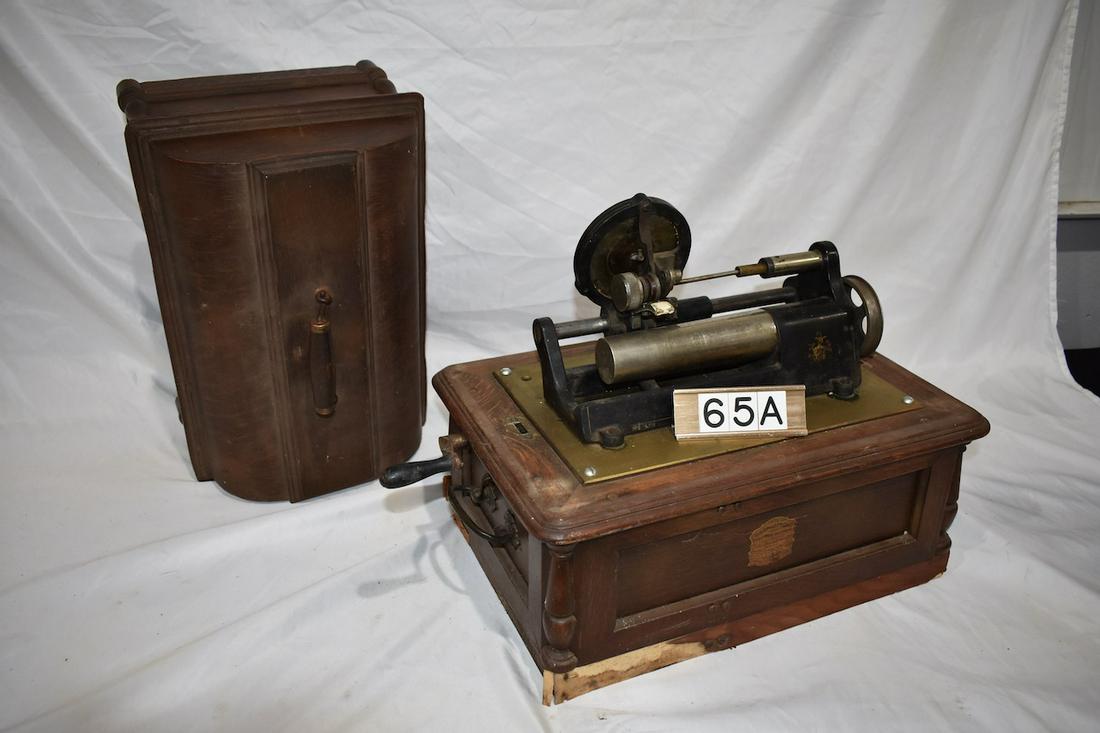 Columbia 20th Century Cylinder Phonograph: Rough project, case missing pieces